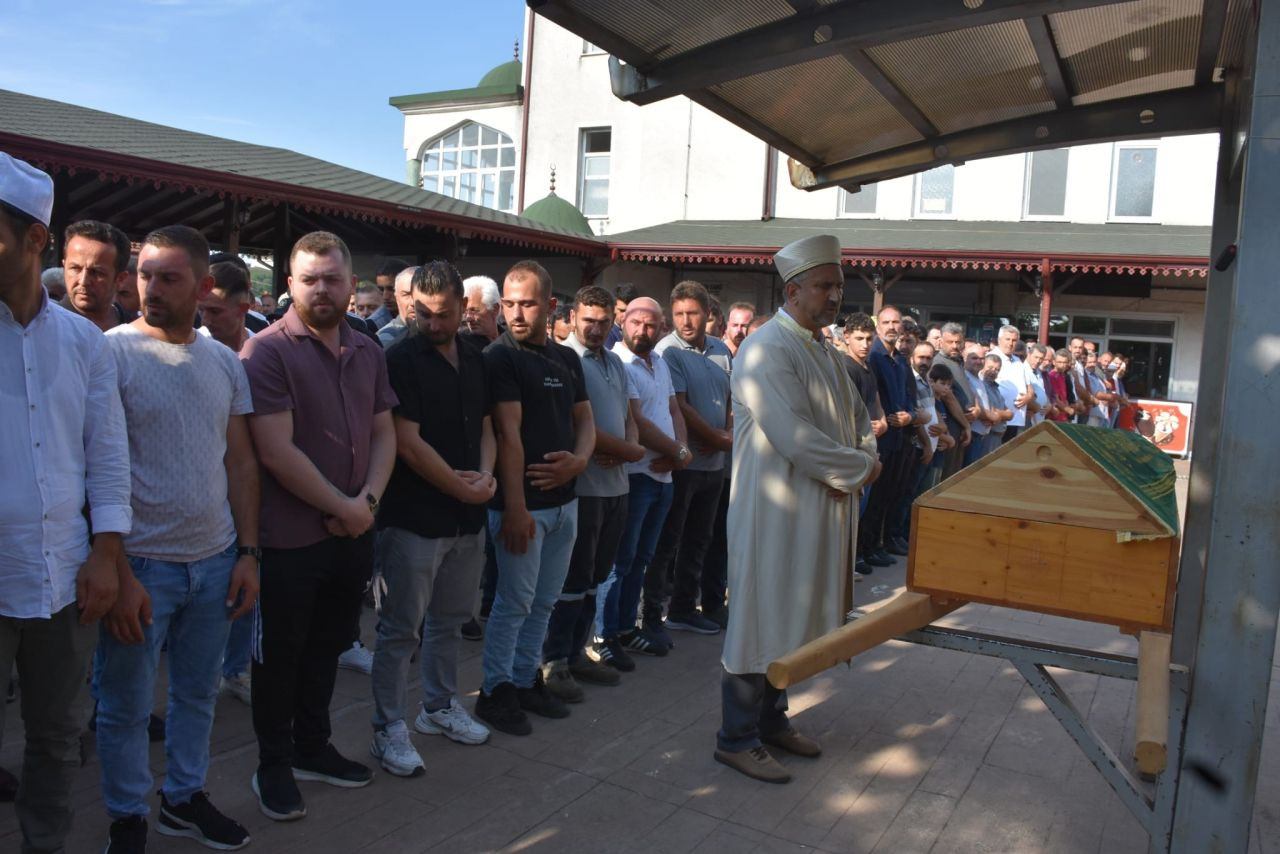 Kazada Hayatını Kaybeden Belediye Personeli Toprağa Verildi - Sayfa 5