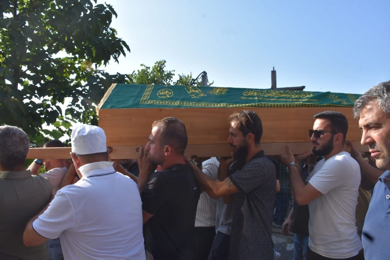 Kazada Hayatını Kaybeden Belediye Personeli Toprağa Verildi - Sayfa 2