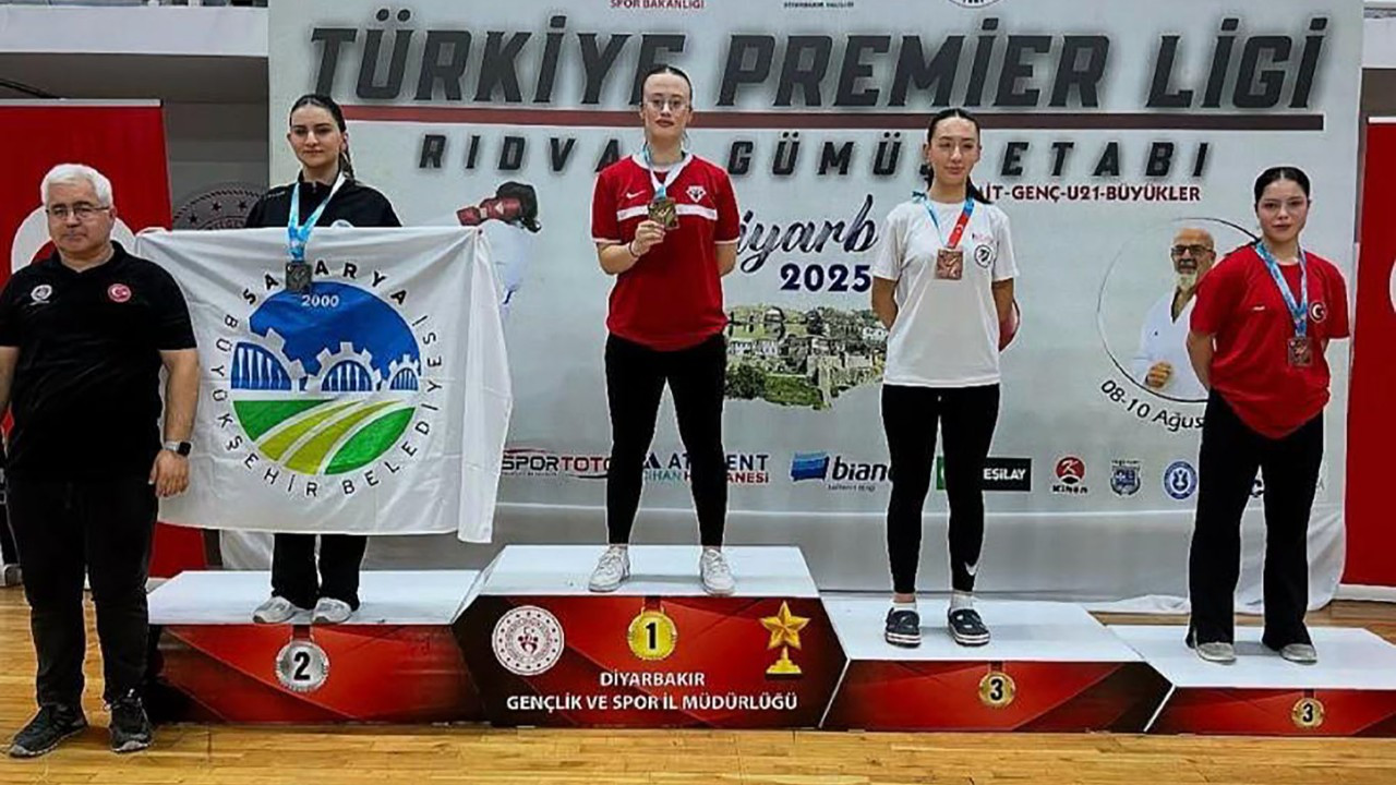 Büyükşehir Sporcuları Diyarbakır’da Madalya Kazandı