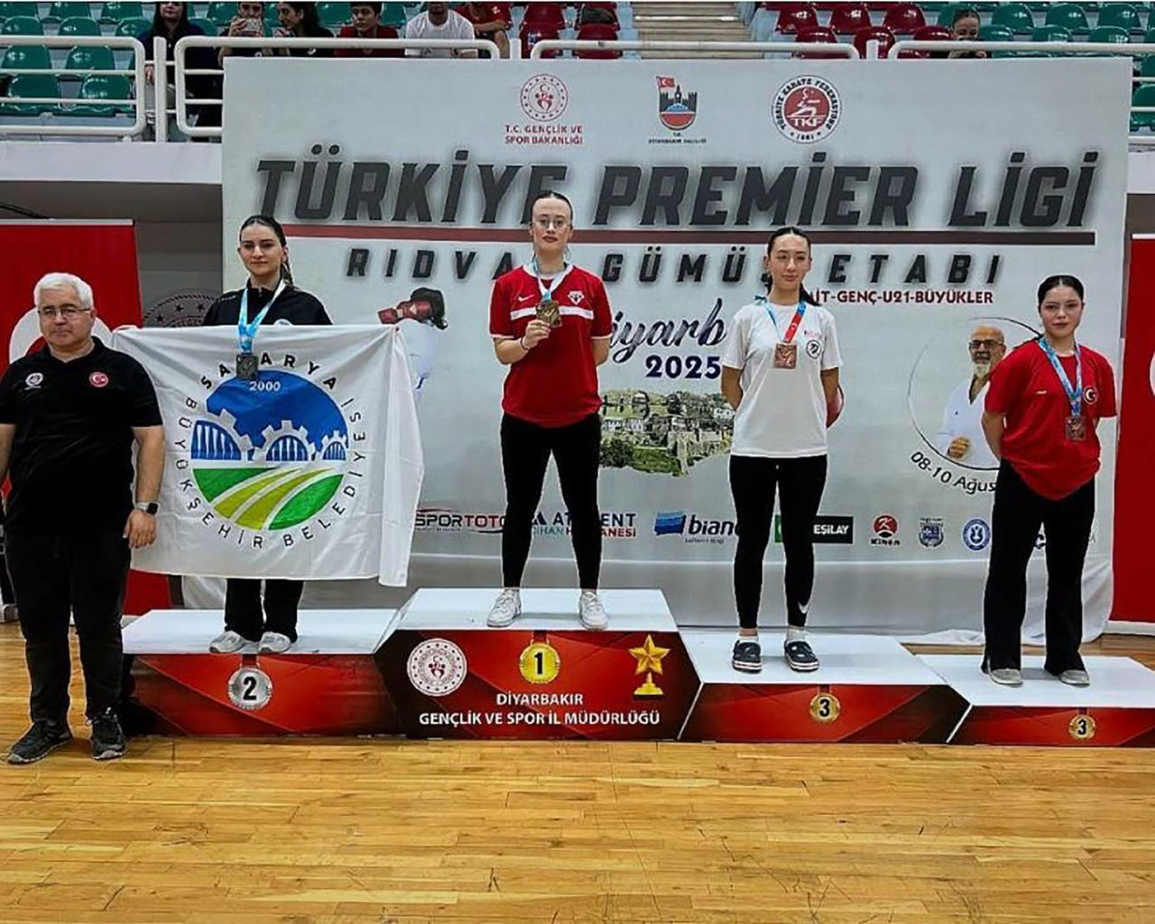 Büyükşehir Sporcuları Diyarbakır’da Madalya Kazandı - Sayfa 3