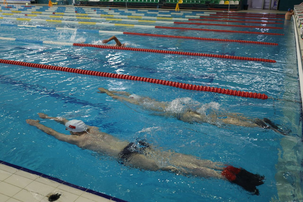 Türkiye Özel Sporcular Yüzme Milli Takımı Sakarya’da Kampa Girdi - Sayfa 1