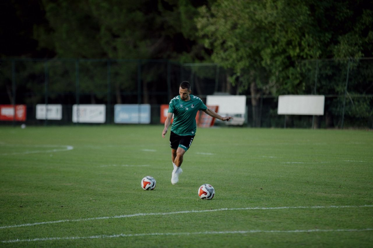 Tatangalar Bu Akşam Galibiyet Peşinde - Sayfa 1