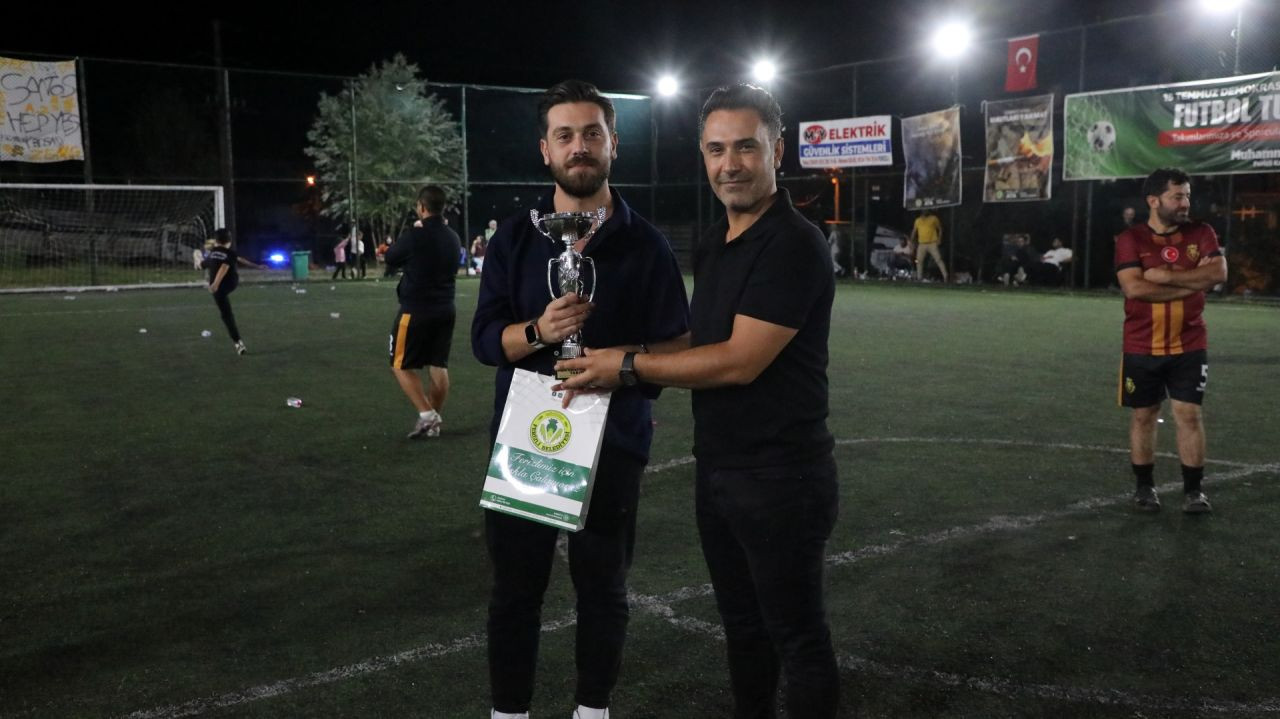 Ferizli’de 15 Temmuz Futbol Turnuvası Muhteşem Atmosferde Sona Erdi - Sayfa 7