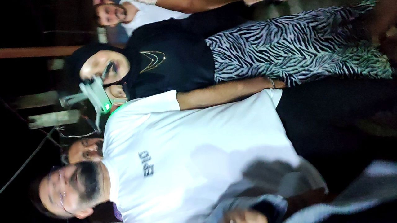 Düğünde Drona Para Takmak İsterken Halayın Üzerine Düşürdü - Sayfa 6