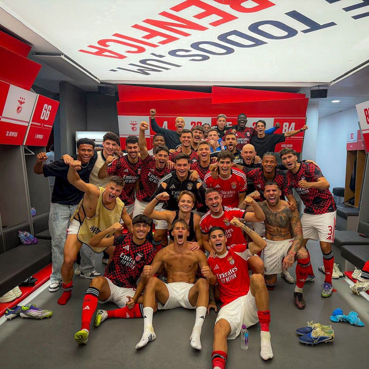 Aktürkoğlu, Yabancı Takım Formasıyla Türk Takımına Gol Atan İlk Türk Oldu - Sayfa 3