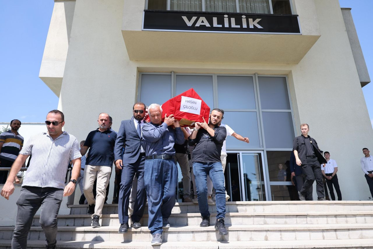 Sakarya Valiliği’nde Acı Kayıp: Hasan Çiloğlu Hayatını Kaybetti - Sayfa 1