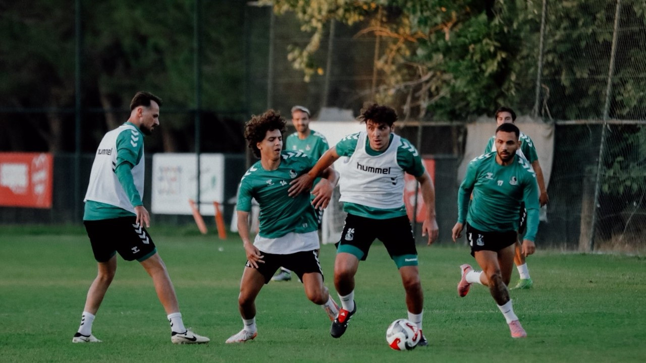 Sakaryaspor, Boluspor Maçı Öncesi Hazırlıklarını Sürdürüyor