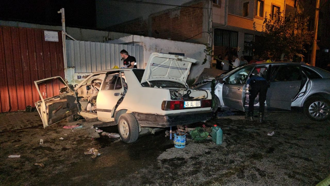Nazilli’de Kafa Kafaya Çarpışan Araçlar: 8 Yaralı - Sayfa 3