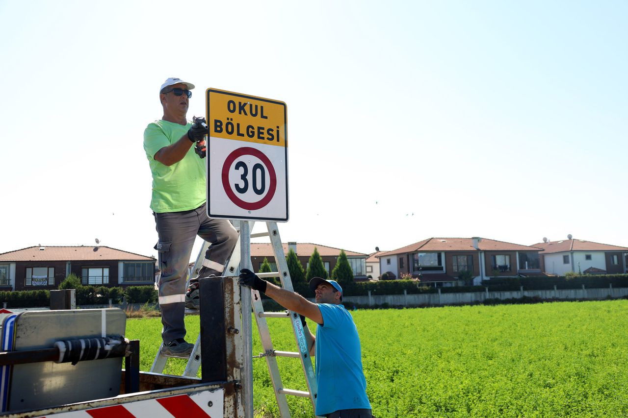 "Geleceğimiz Olan Çocukların Okula Güvenle Ulaşması İçin Çalışıyoruz" - Sayfa 3