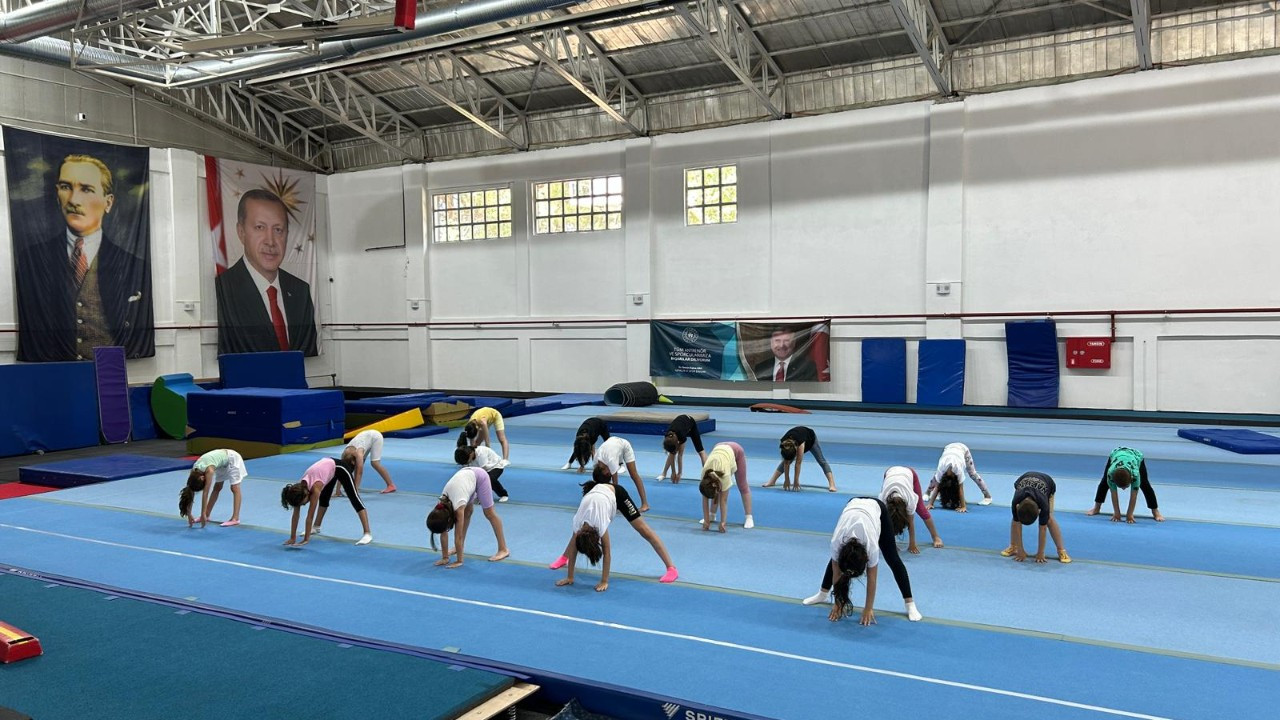 Büyükşehir Sporun Her Dalında Yazın Tadı, Tuzu Oldu