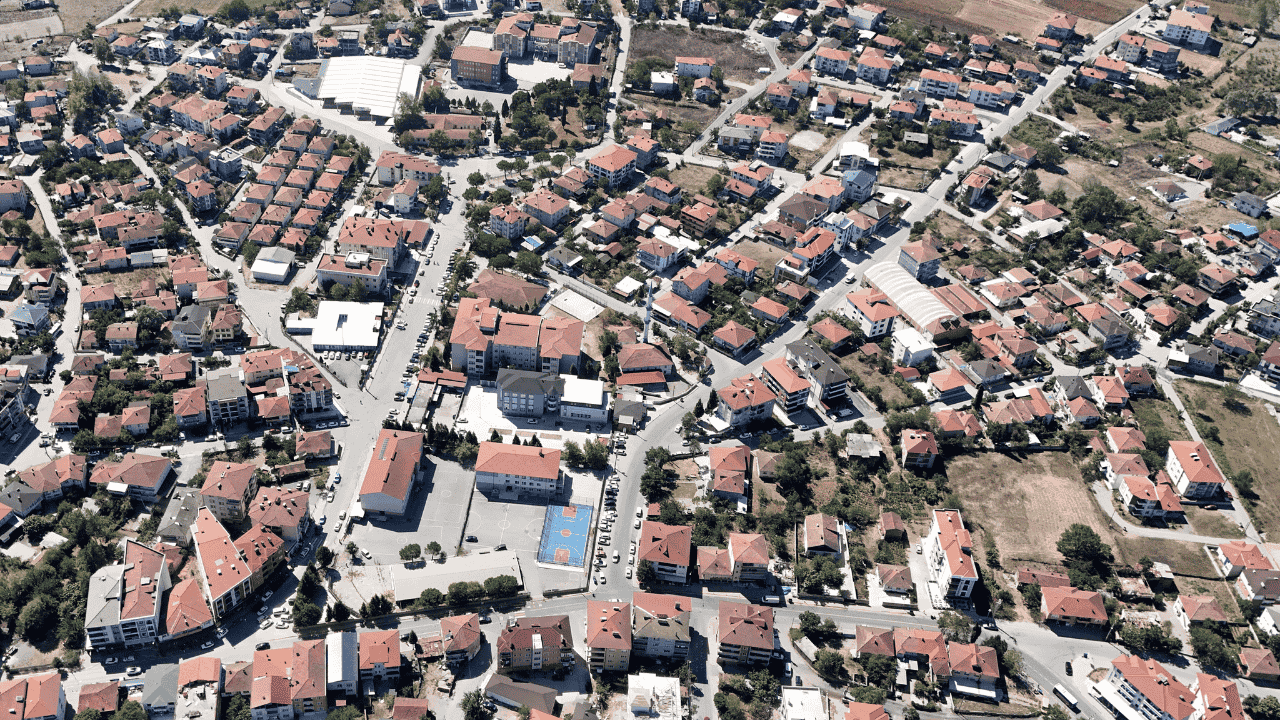 Ferizli’de Trafik Güvenliği İçin Yeni Kavşak Projesi Başlatıldı - Sayfa 7