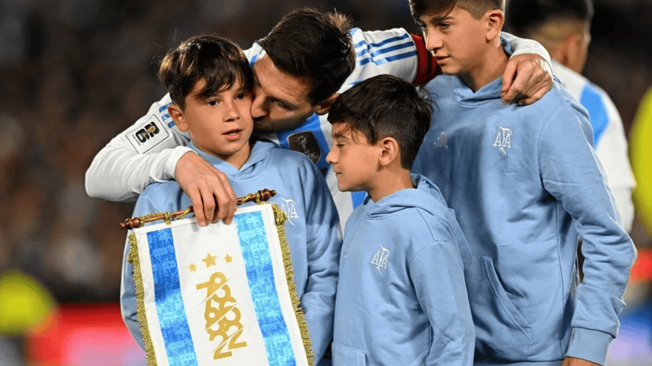 Messi, Arjantin’de Milli Formayla Son Maçına Çıktı - Sayfa 4