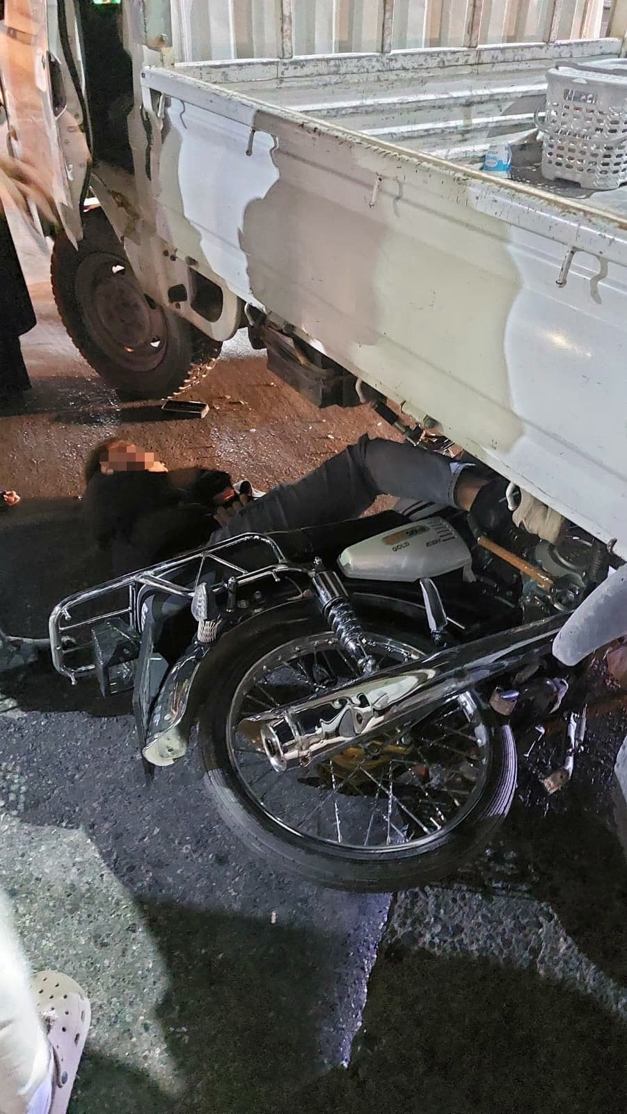 Akyazı’da Motosiklet ile Kamyonet Çarpıştı - Sayfa 3