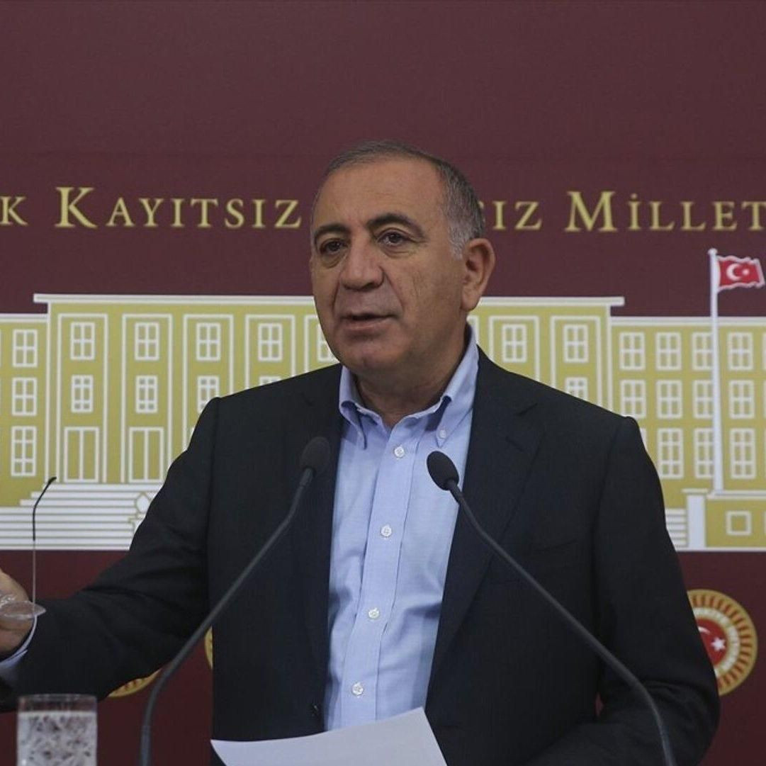 Kayyum Gürsel Tekin: “Baba Evimizde Olacağız, Herkesi Çatlatacağız” - Sayfa 3