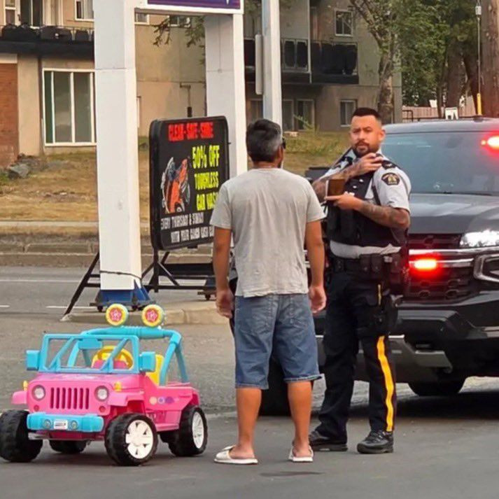 Oyuncak Arabayla Yakalanan Sürücüye Ehliyetsizlik Cezası Kesildi - Sayfa 3