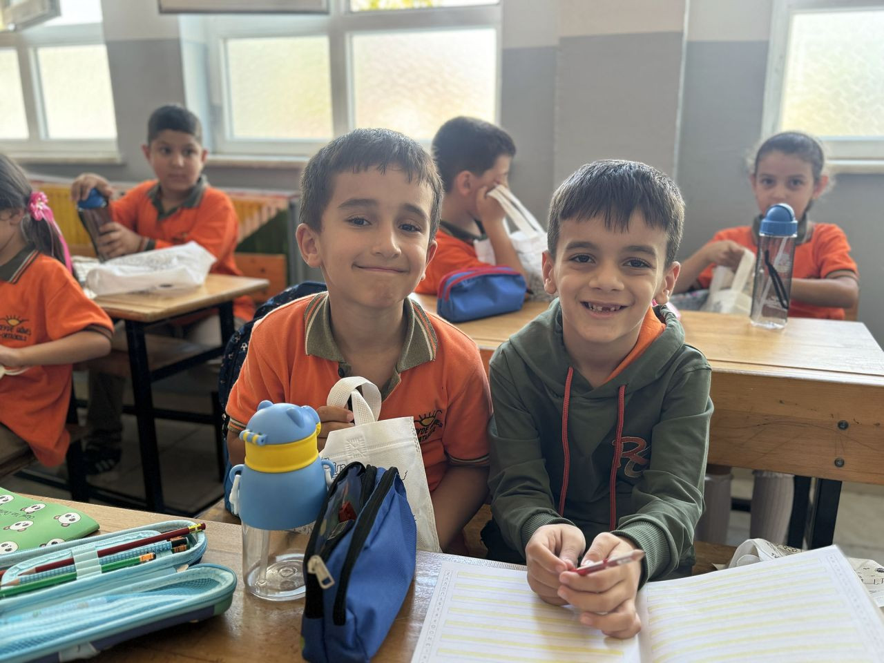 Büyükşehir Okulun İlk Haftasında Minikleri Yalnız Bırakmadı - Sayfa 4