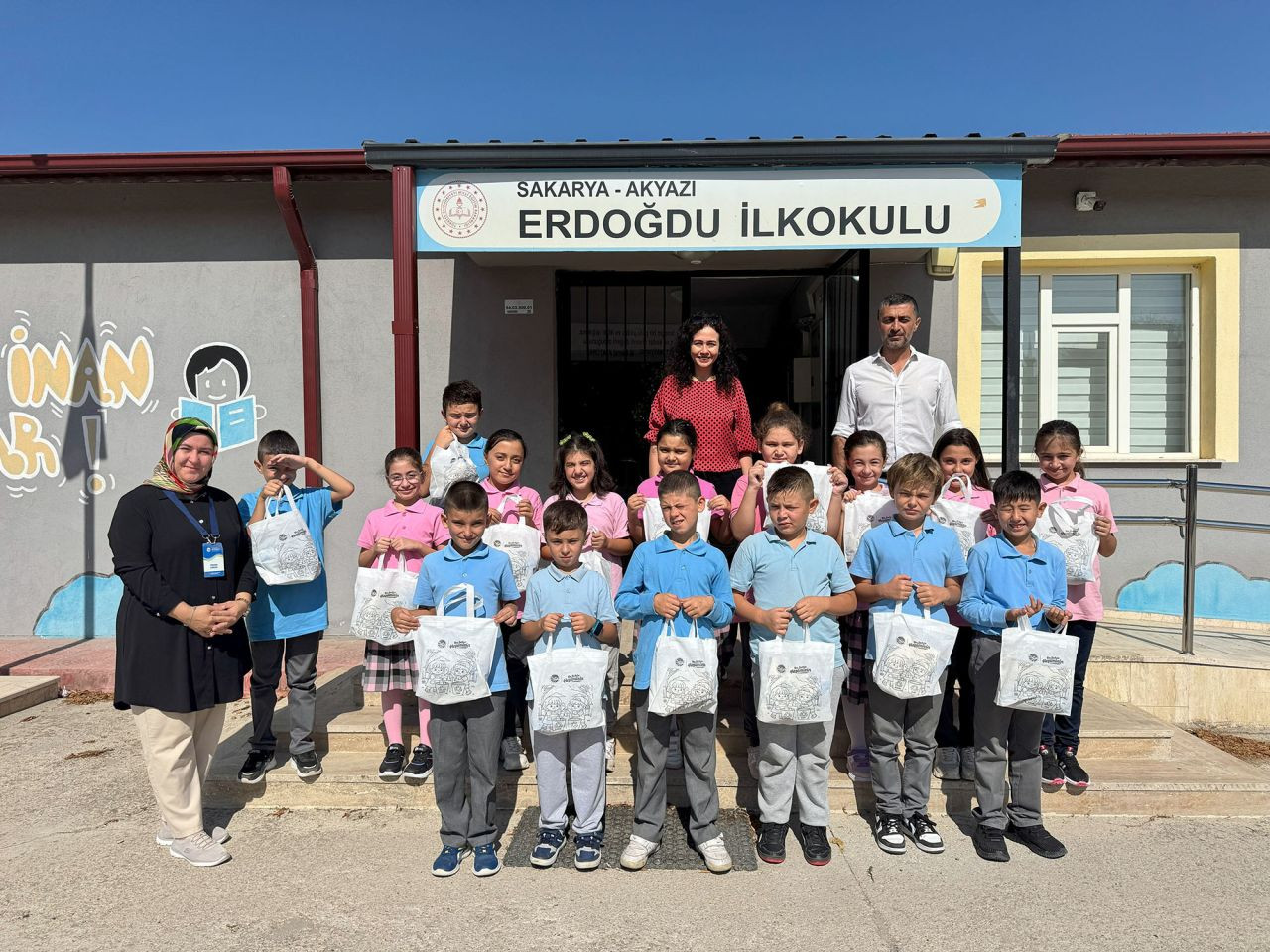 Büyükşehir Okulun İlk Haftasında Minikleri Yalnız Bırakmadı - Sayfa 5