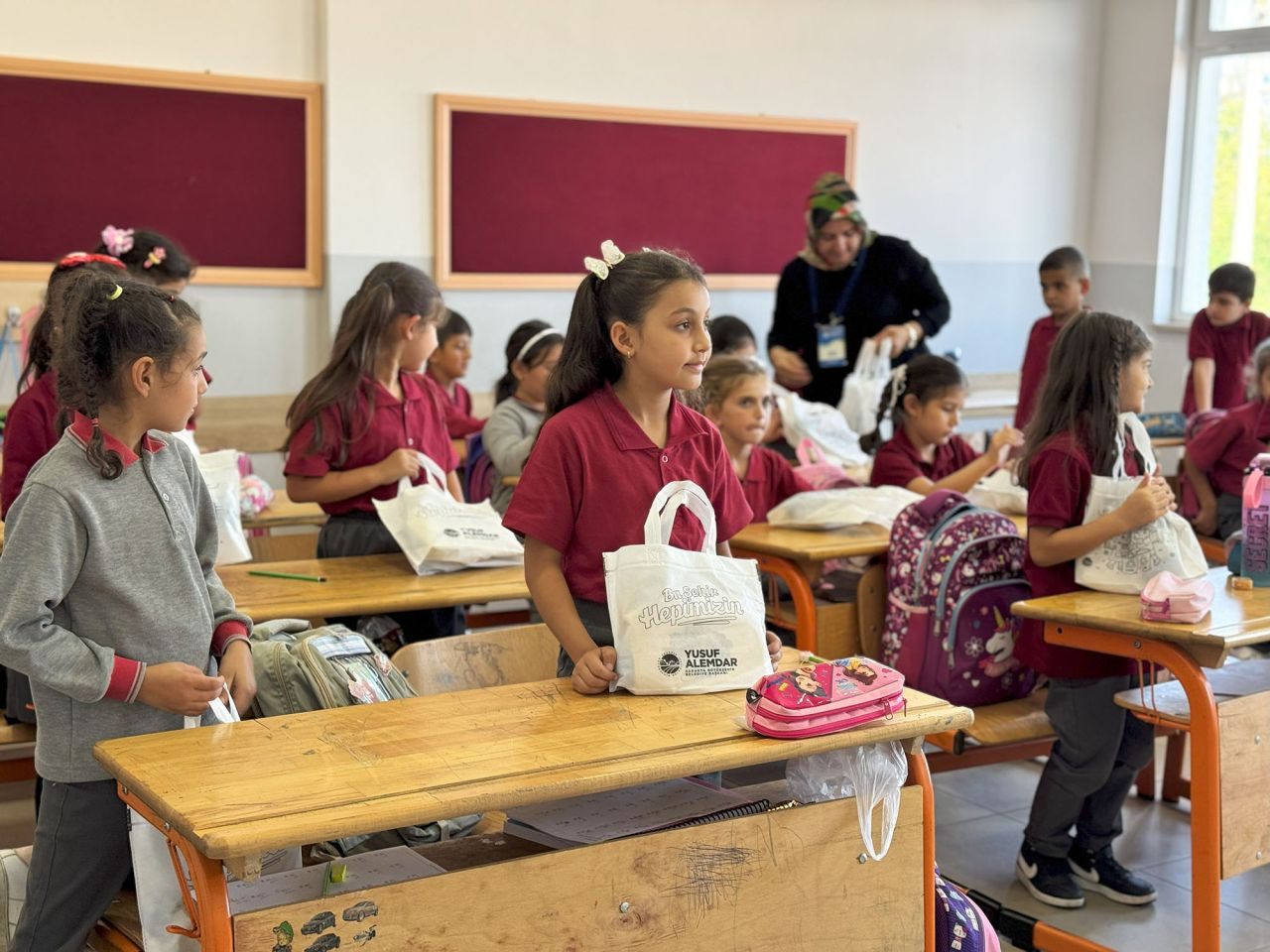 Büyükşehir Okulun İlk Haftasında Minikleri Yalnız Bırakmadı - Sayfa 6