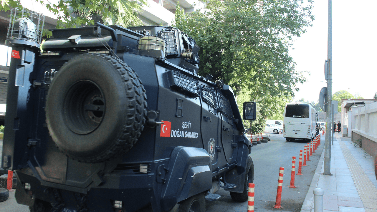 İzmir’deki Saldırıya Dair Yeni Detaylar: Eylemi Bilerek Planlamış - Sayfa 2