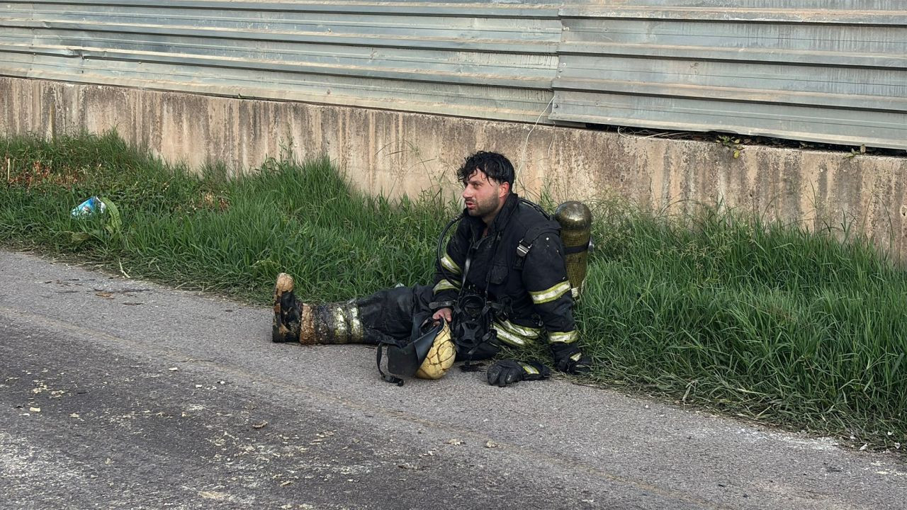 Kocaeli’de Lojistik Deposu Alevlere Teslim - Sayfa 2