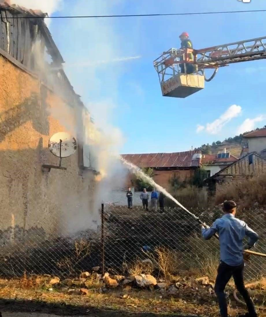 Kütahya'da Ahşap Evde Yangın Paniği - Sayfa 2