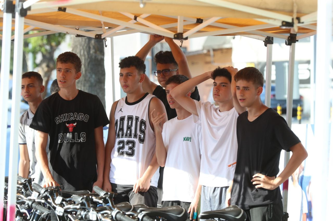 Sokakta Basketbol Şöleni: Tribünler Doldu, Heyecan Zirve Yaptı - Sayfa 2