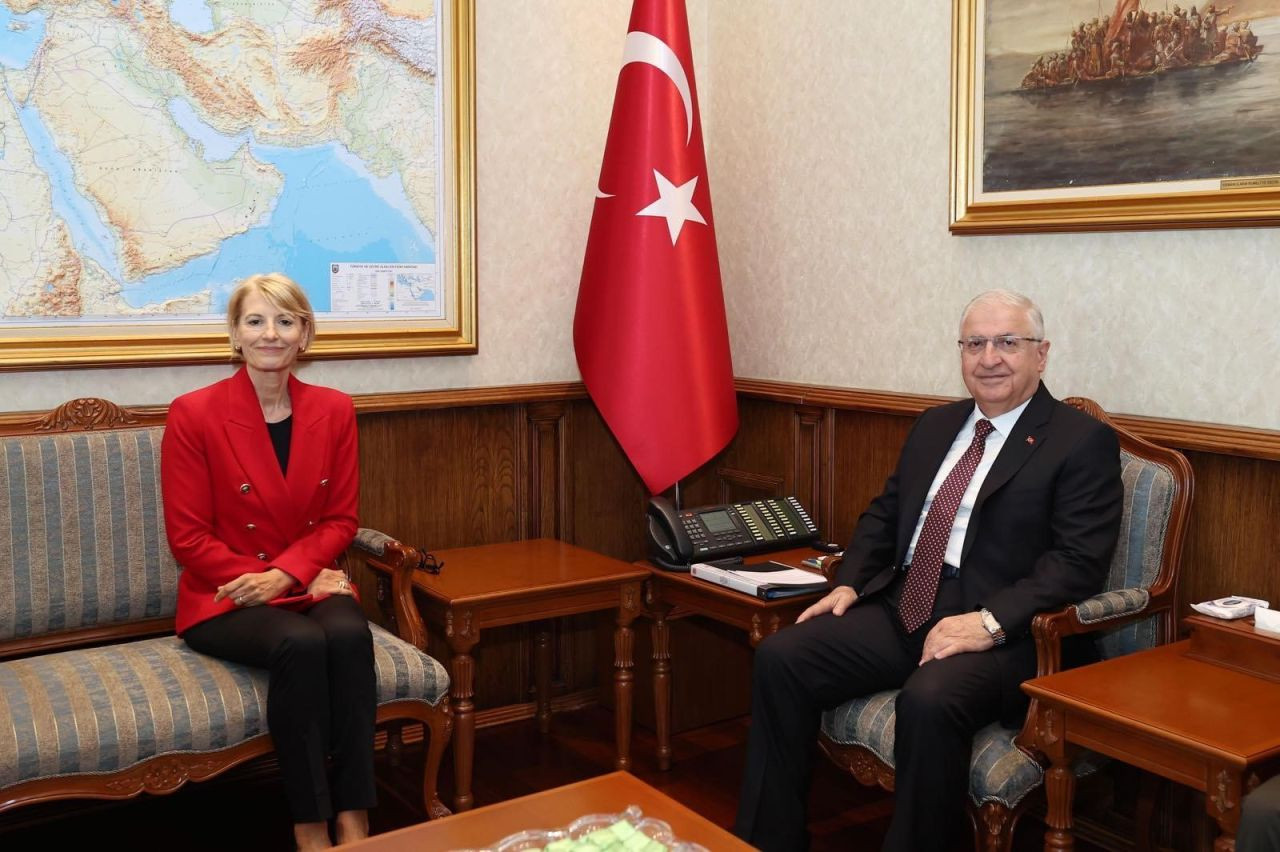 Bakan Güler, İngiltere Büyükelçisi Morris’i Kabul Etti - Sayfa 3