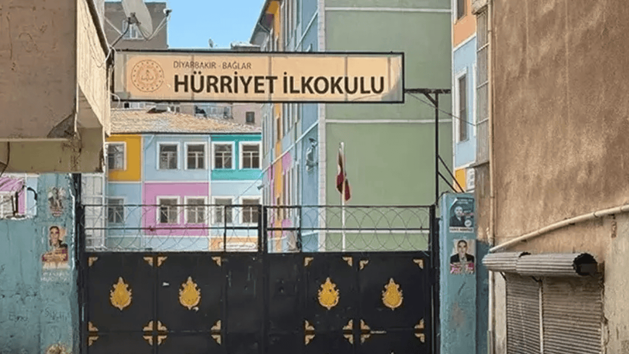 Diyarbakır’da Öğretmene Veliden Tokatlı Saldırı - Sayfa 3