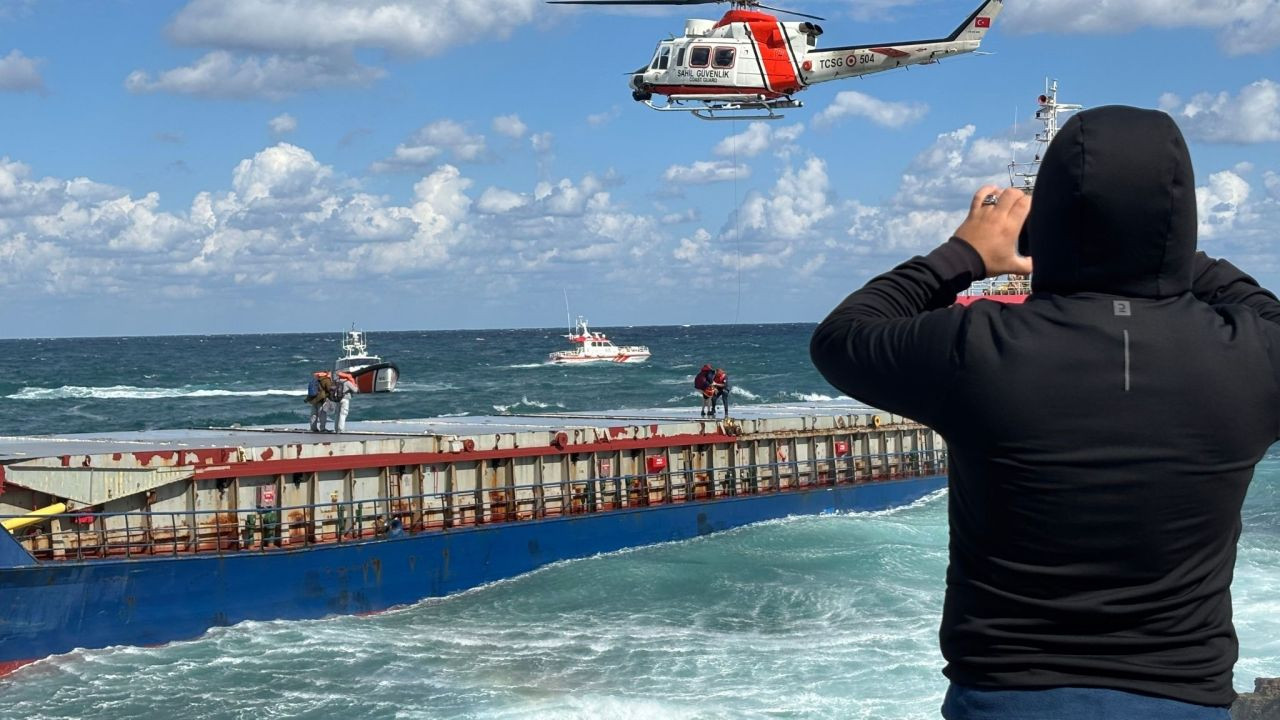 Kandıra’da Kargo Gemisi Karaya Oturdu - Sayfa 3