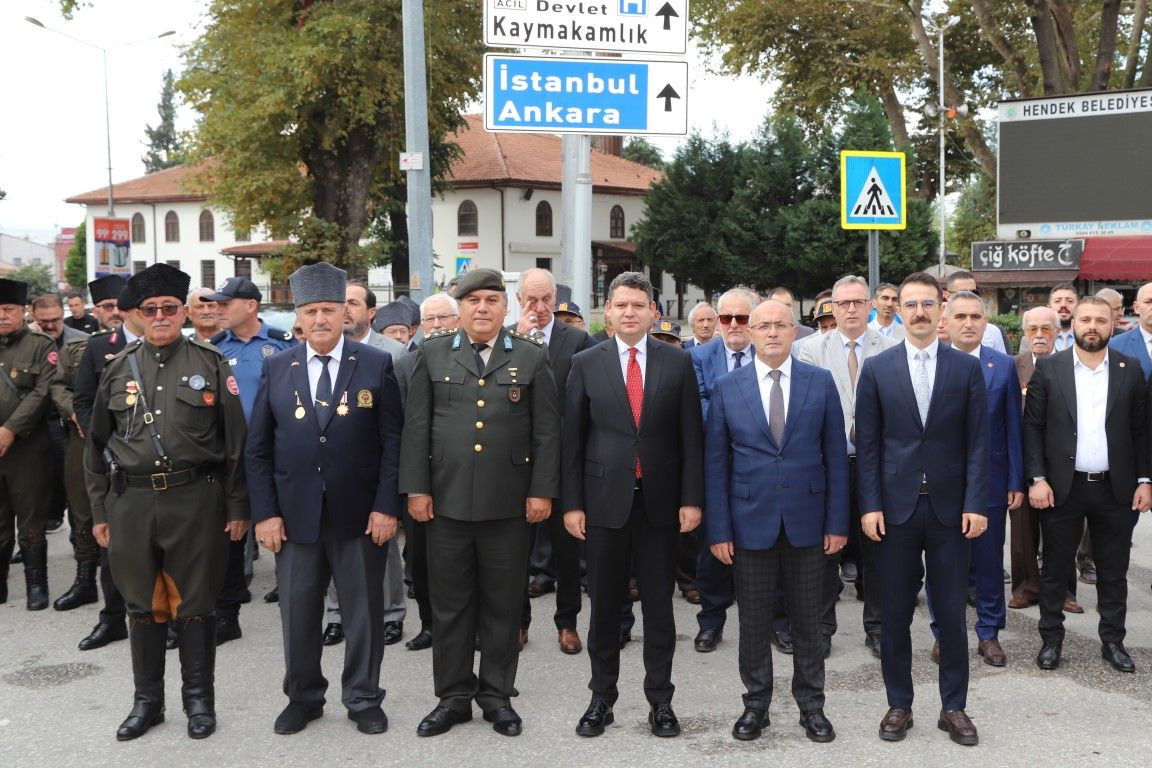 Hendek’te 19 Eylül Gaziler Günü Törenle Kutlandı - Sayfa 1