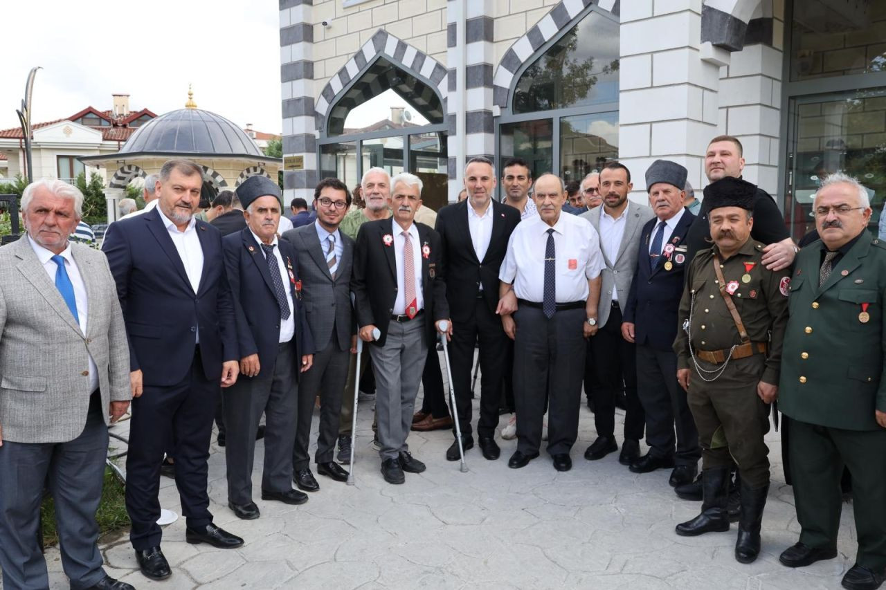 AK Parti İl Başkanı Tever, Gaziler Günü Programına Katıldı - Sayfa 1