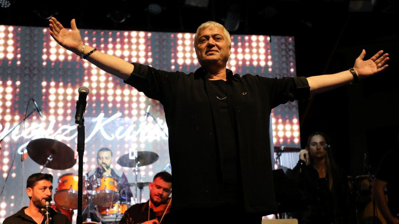 Ferizli’de Cengiz Kurtoğlu Rüzgârı: On Binlerce Kişi Tek Yürek Oldu - Sayfa 4