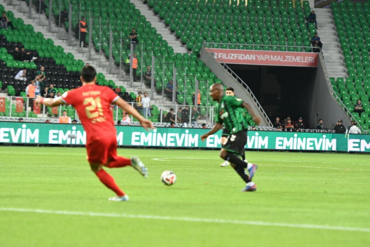 Sakaryaspor’dan Altın Geri Dönüş! - Sayfa 4