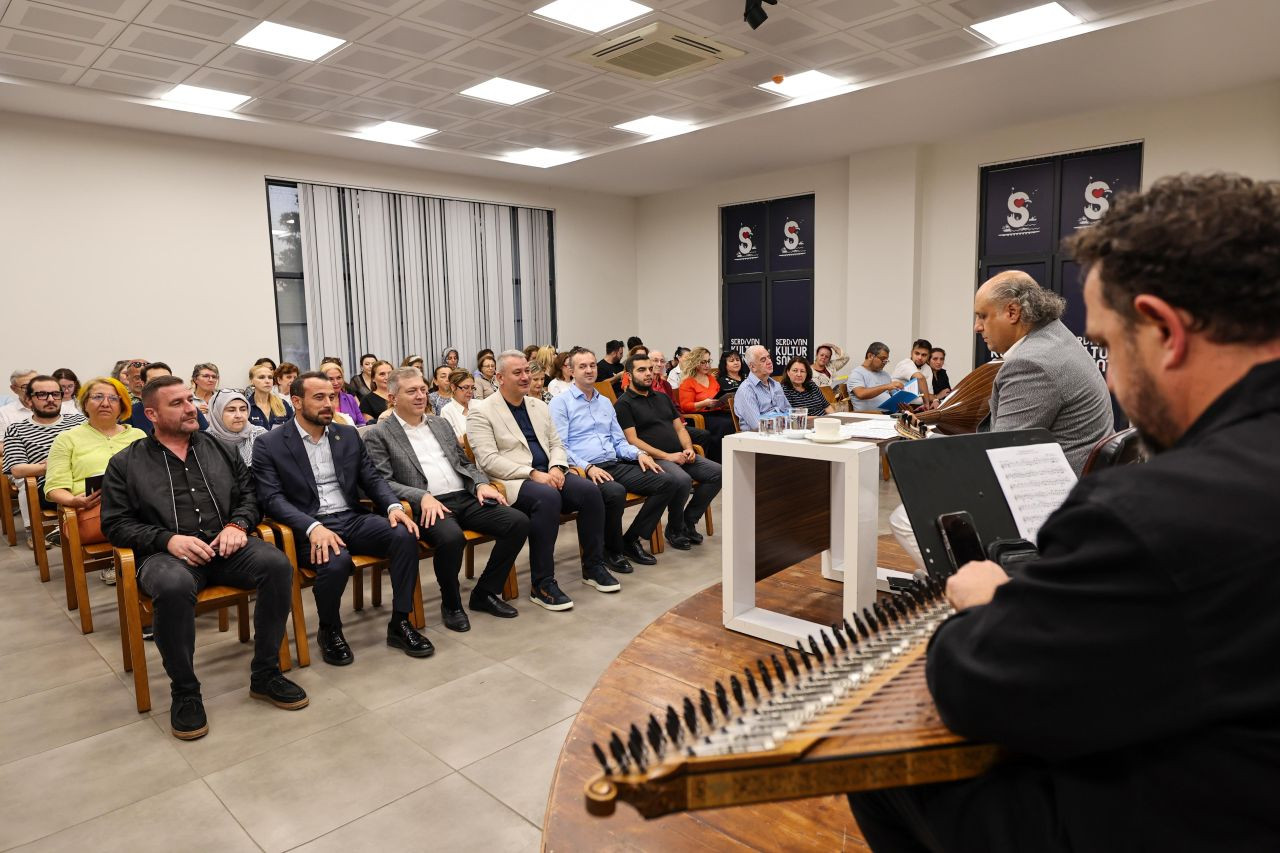 Serdivan Belediyesi Türk Sanat Müziği Korosu'nda Güz Dönemi Coşkusu - Sayfa 4