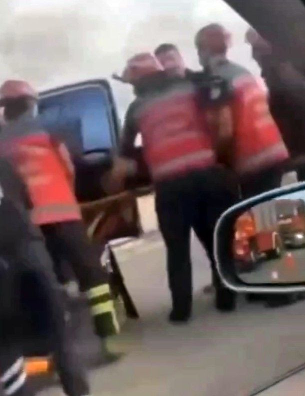 Akyazı D-100’de Kamyonet Kazası: 2 Yaralı - Sayfa 1