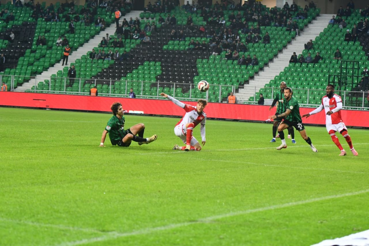 Sakaryaspor Ve Sivasspor Golsüz Berabere Kaldı - Sayfa 6