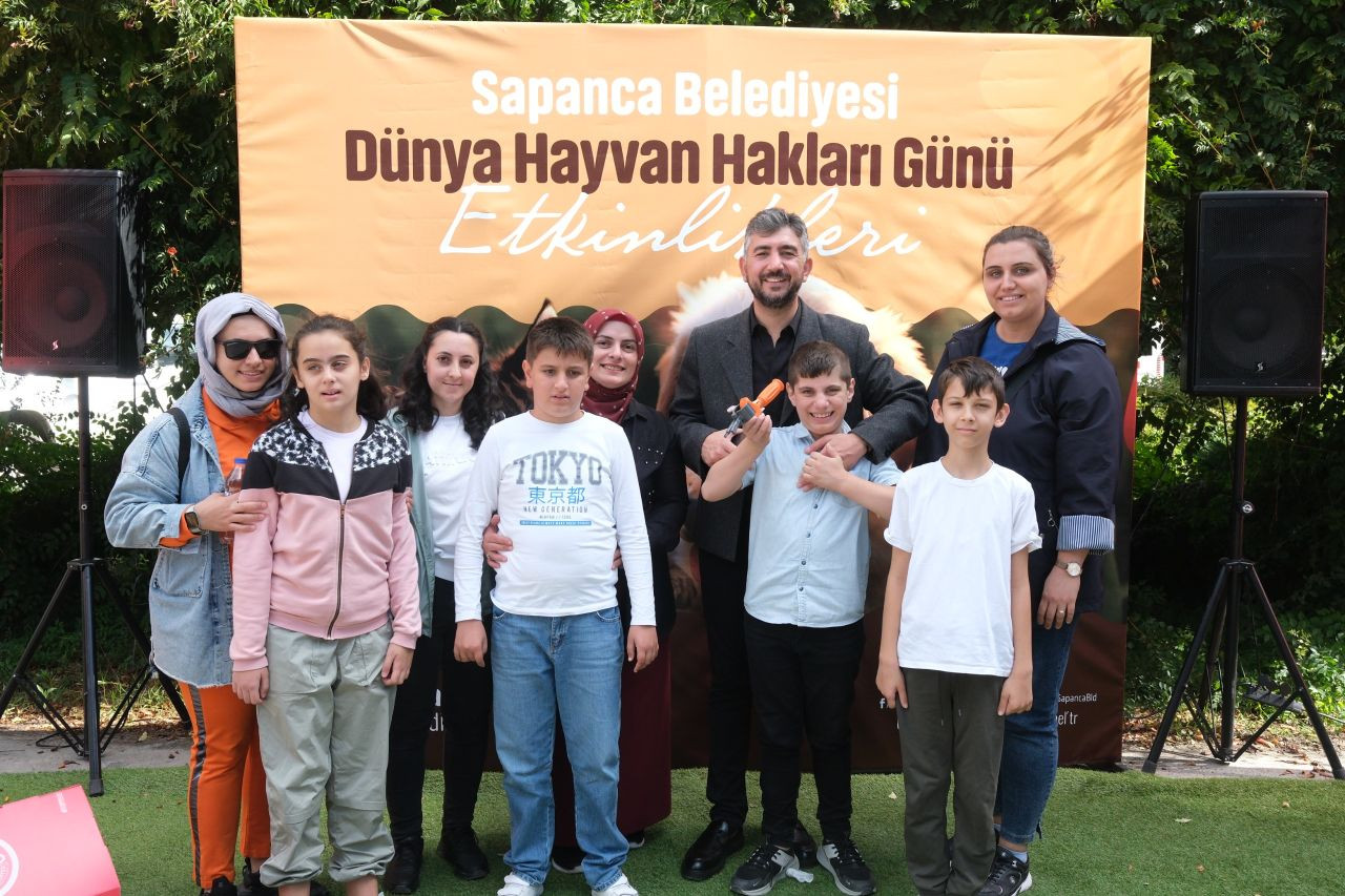 Sapanca’da Dünya Hayvan Hakları Günü Coşkuyla Kutlandı   - Sayfa 1