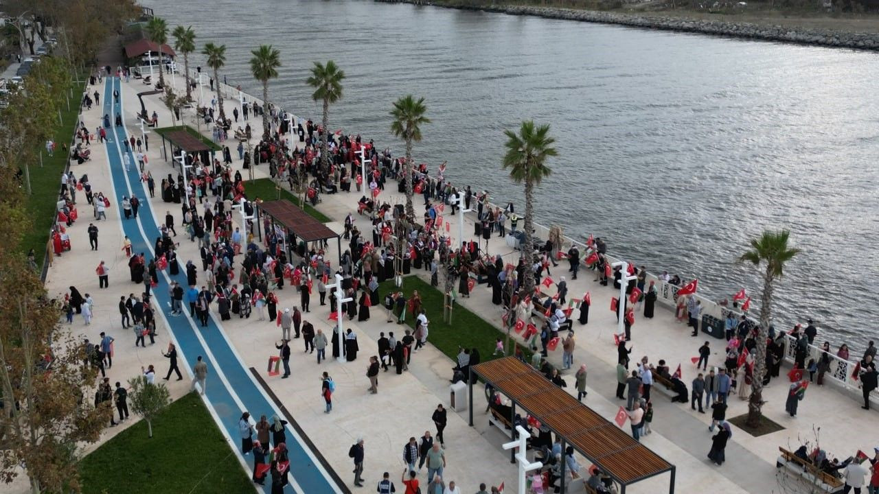 Karasu’dan Sumud Filosu’na destek: tekneler denize açıldı - Sayfa 1