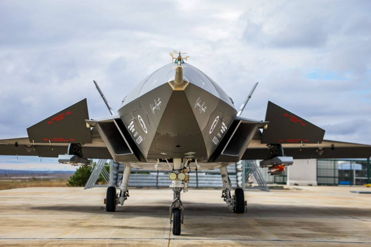 Bayraktar Kızılelma İlk Atış Testlerini Başarıyla Tamamladı - Sayfa 3