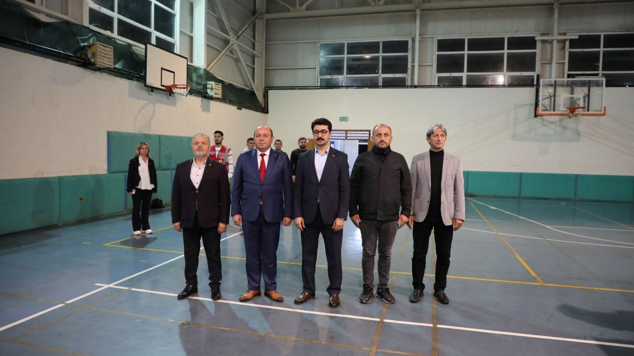 Ferizli’de 29 Ekim Cumhuriyet Kupası Voleybol Turnuvası Başladı - Sayfa 3