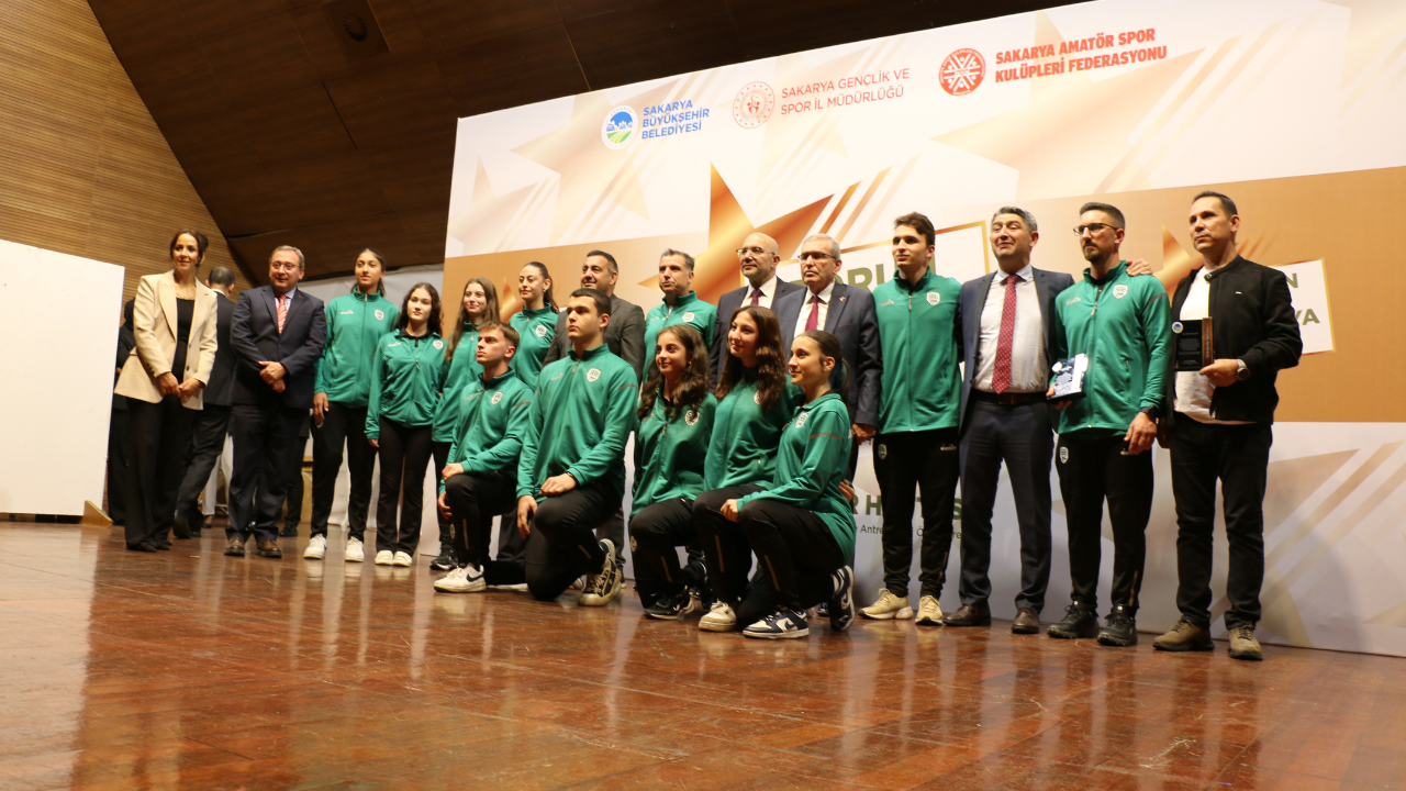 Ödüller Sporculara Teslim Edildi - Sayfa 9