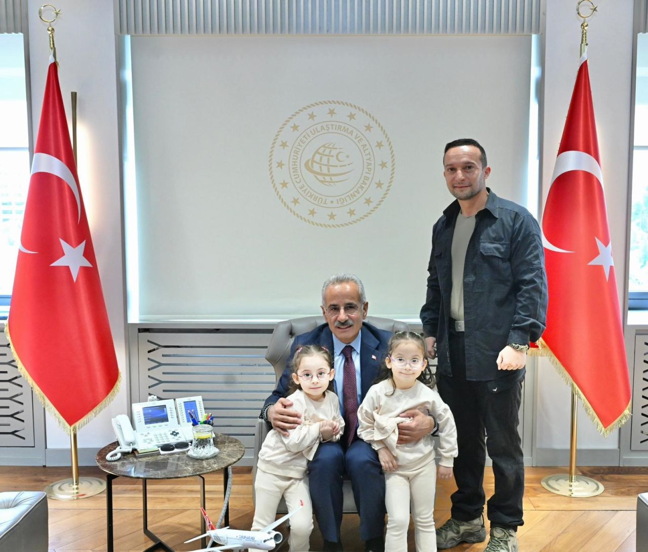 Bakan Uraloğlu'ndan Minik Havacılara Büyük Jest - Sayfa 6