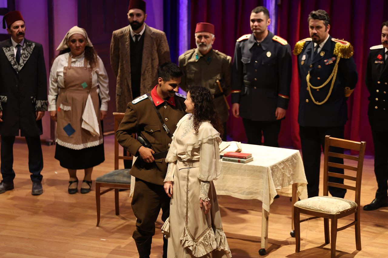 Sakarya’da Tiyatro Perdesine Görkemli Açılış - Sayfa 6