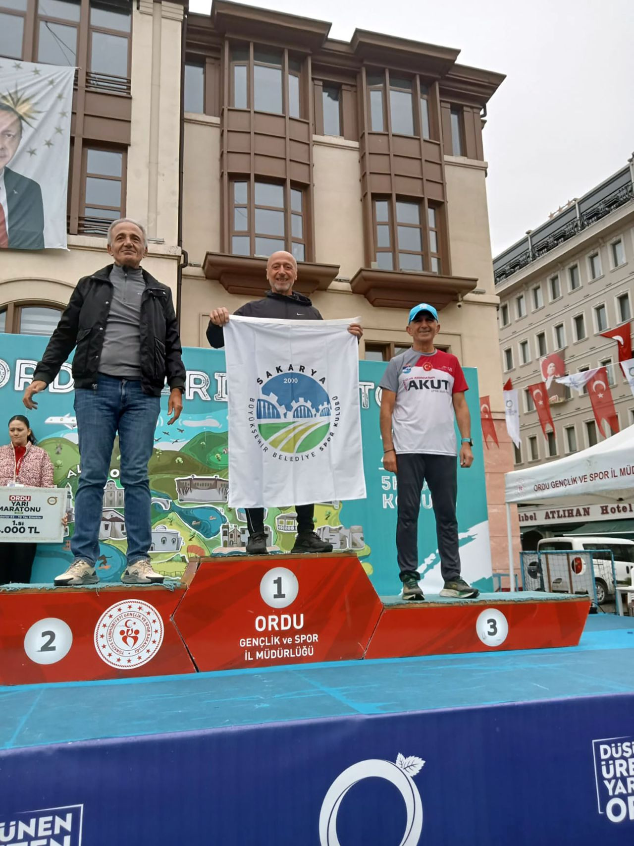 Büyükşehir’den 3 Branşta Büyük Başarı - Sayfa 1