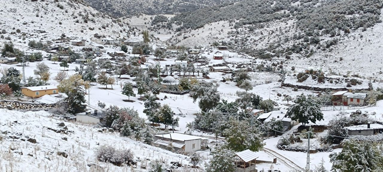 Türkiye'nin Dört Bir Yanı Beyaza Büründü: Ekim Ayında 15 İle Kar Geldi - Sayfa 3