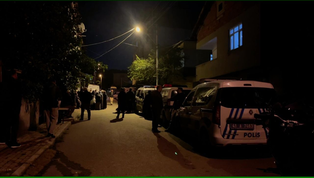 Yanlışlıkla Kızını Vuran Baba Aynı Silahla İntihar Etti - Sayfa 1