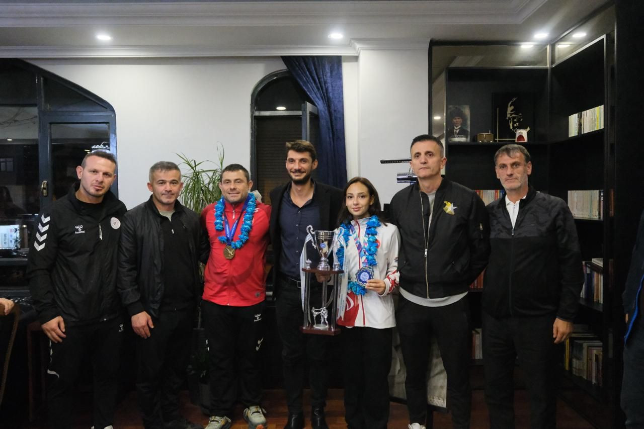 Sapanca, Dünya Şampiyonlarını Coşkuyla Karşıladı - Sayfa 4