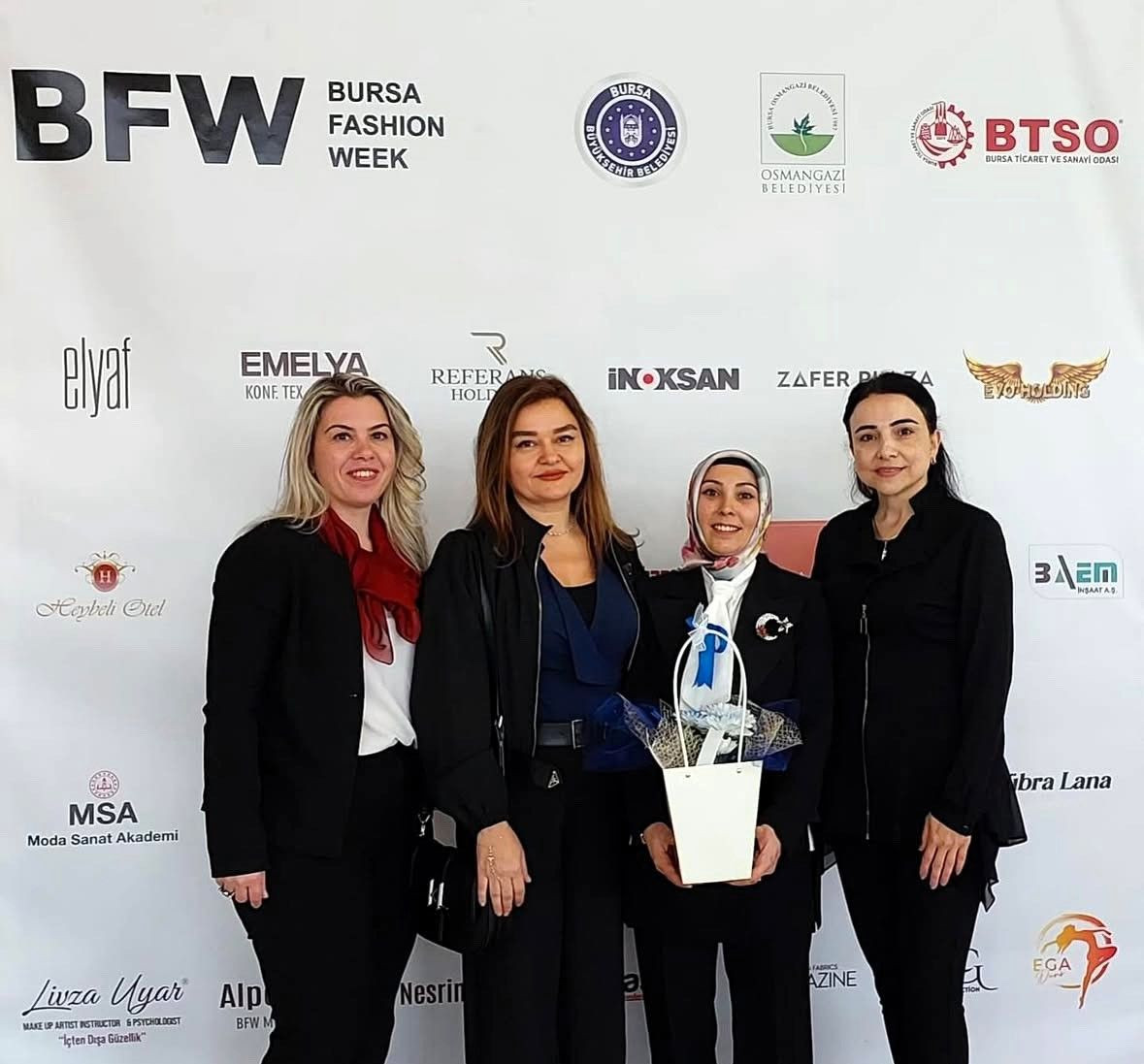 SUBÜ Öğrencisi Bursa Fashion Week’te Üçüncülük Elde Etti - Sayfa 3