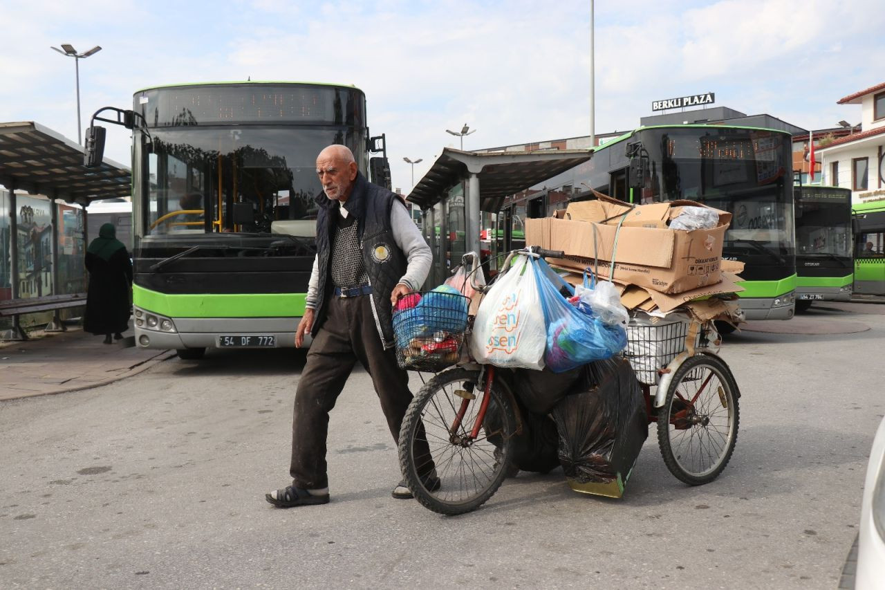 Çöpten Karton Toplayan Emeklinin Gerçek Durumu Ortaya Çıktı - Sayfa 4