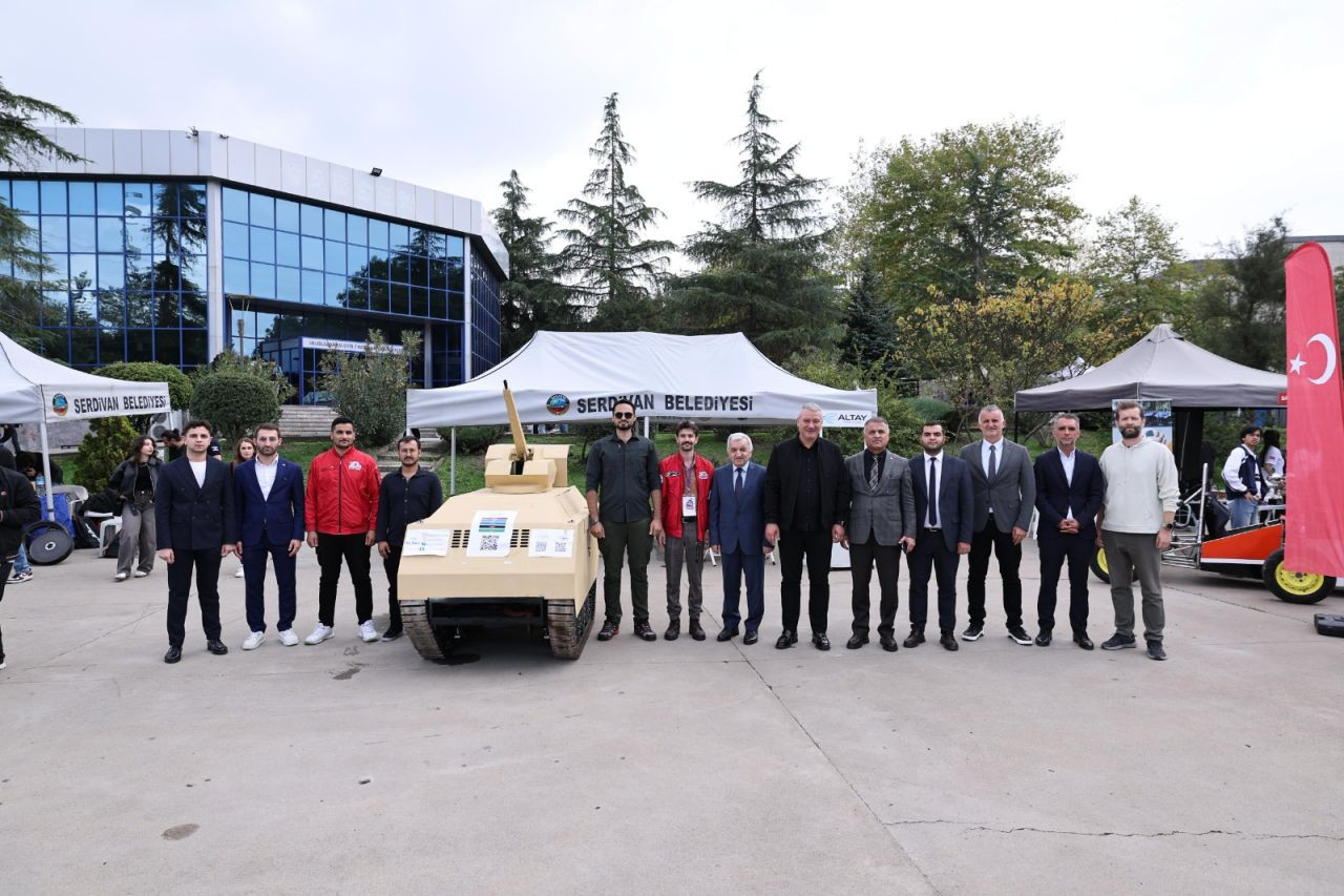 Başkan Çelik'ten Öğrenci Topluluklarına Ziyaret - Sayfa 1